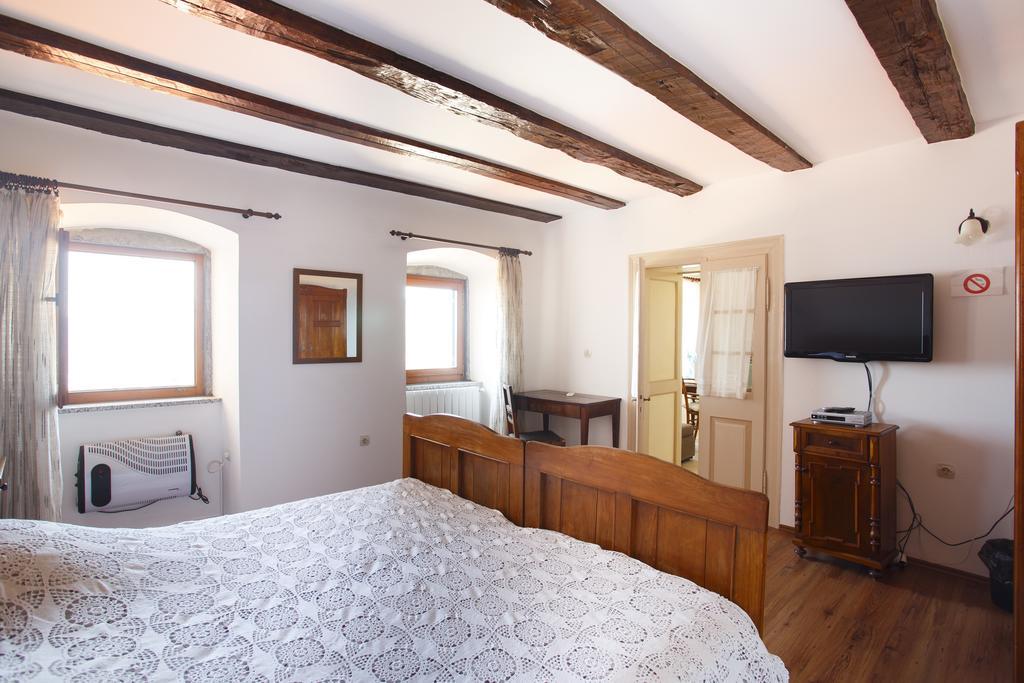 Apartments Villa Kastav In Old Town Center With Sea View And Parking Pokój zdjęcie