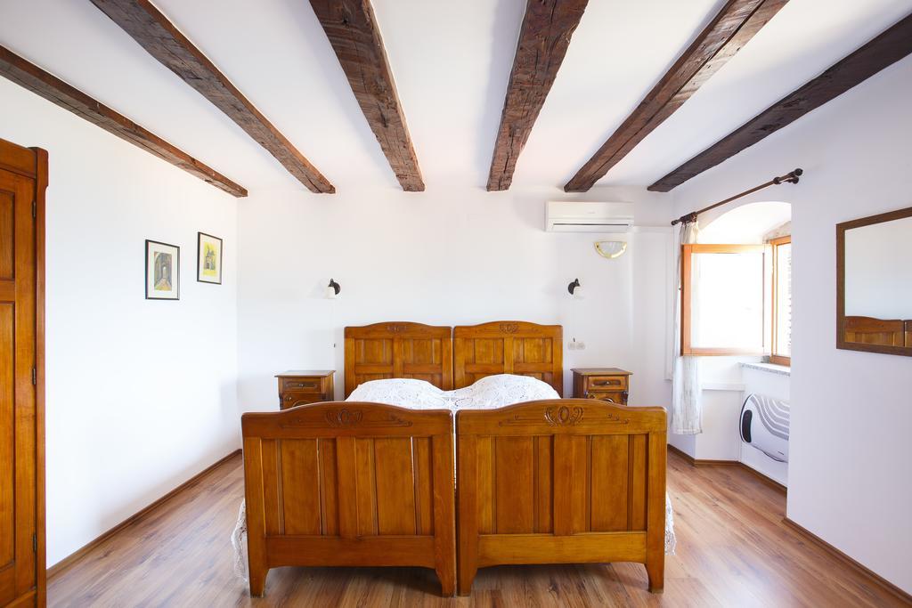Apartments Villa Kastav In Old Town Center With Sea View And Parking Pokój zdjęcie