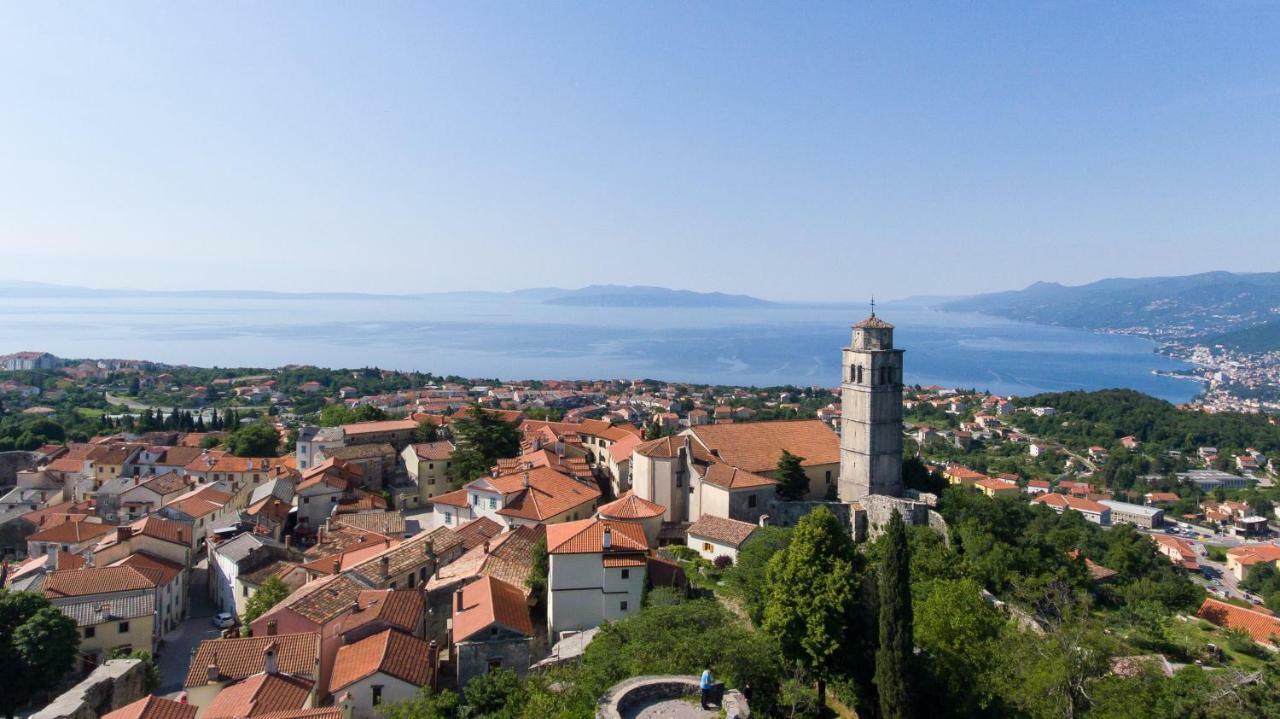 Apartments Villa Kastav In Old Town Center With Sea View And Parking Zewnętrze zdjęcie